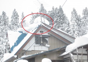 こんな塊は、冬の間の降雪でどんどん大きくなっていきます。